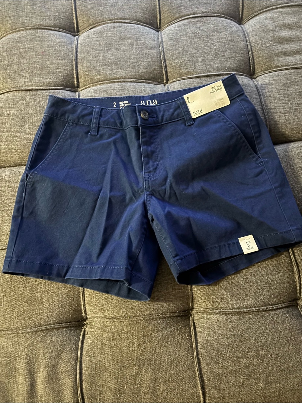 a.n.a Women’s Navy Flat-Front Shorts